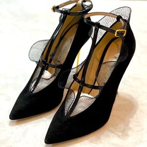 Nicholas Krikwood heels